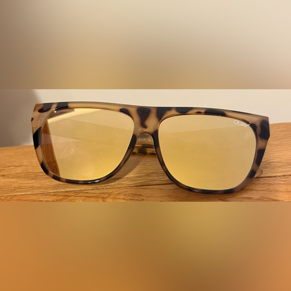 Quay Australia Drama by Day Sunglasses with Tortoiseshell Pattern - Picture 3 of 5